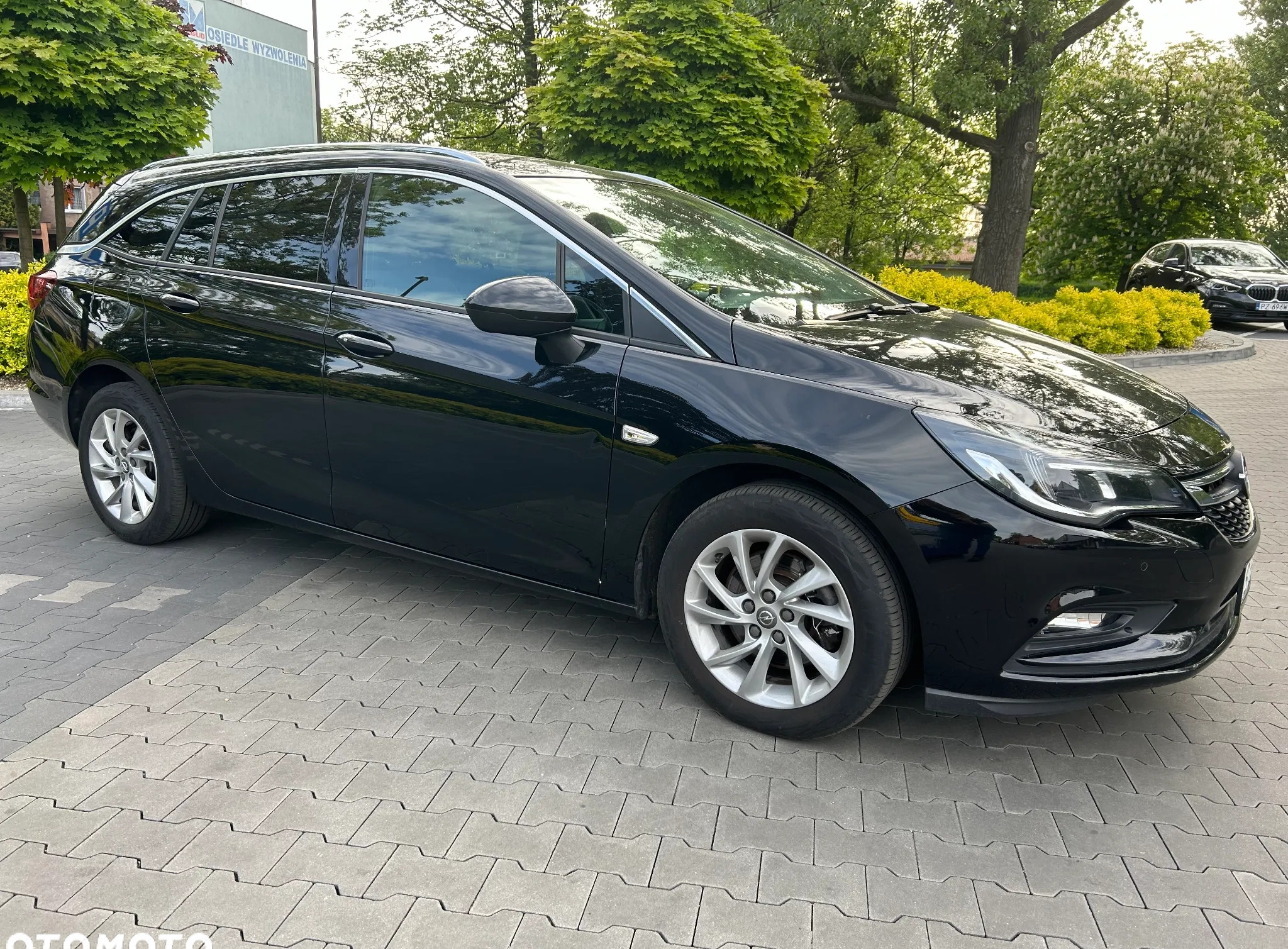 Opel Astra cena 51500 przebieg: 146383, rok produkcji 2018 z Koprzywnica małe 596